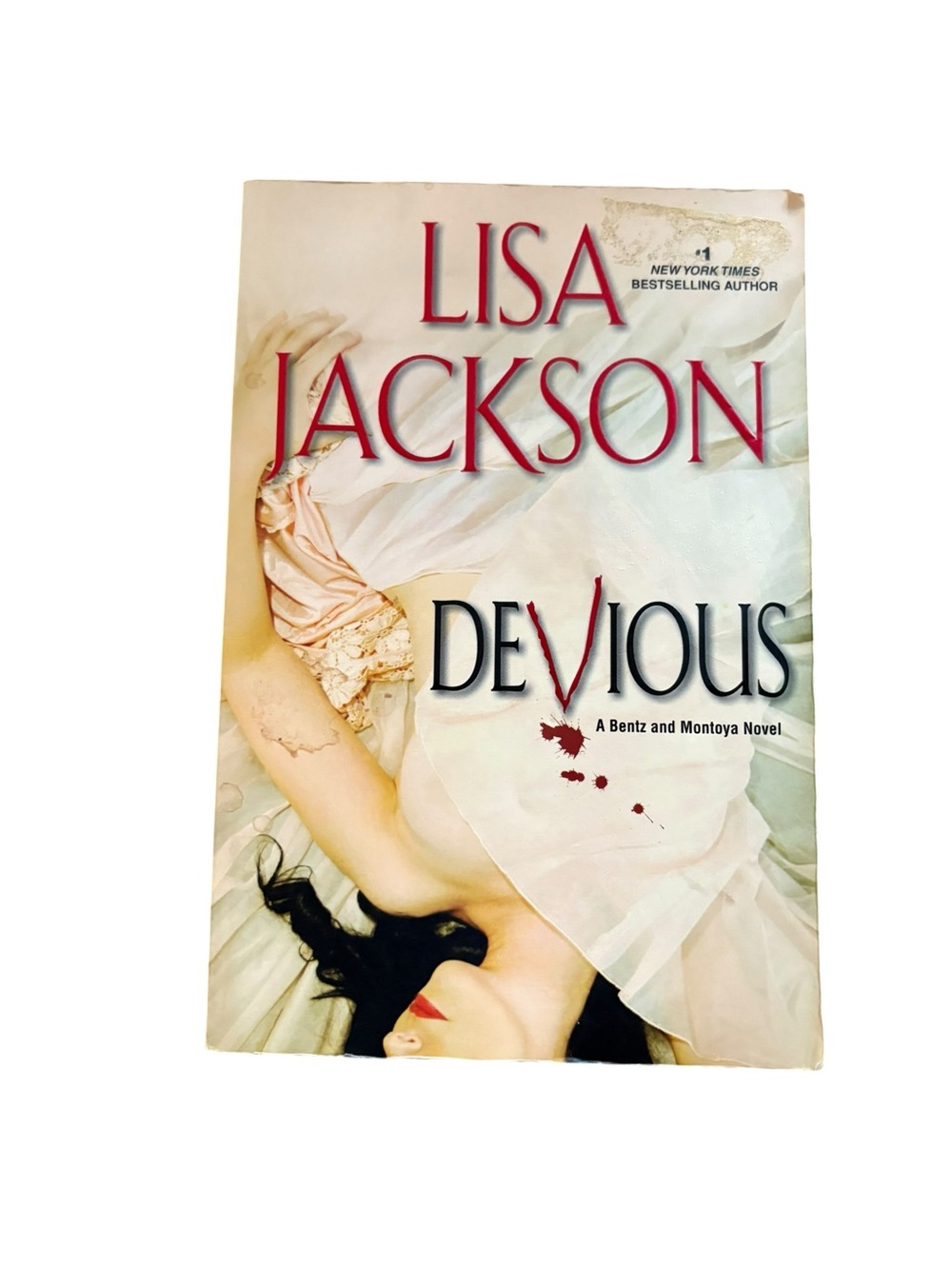 3/$20 Devious by Lisa Jackson Paperback Novel Book